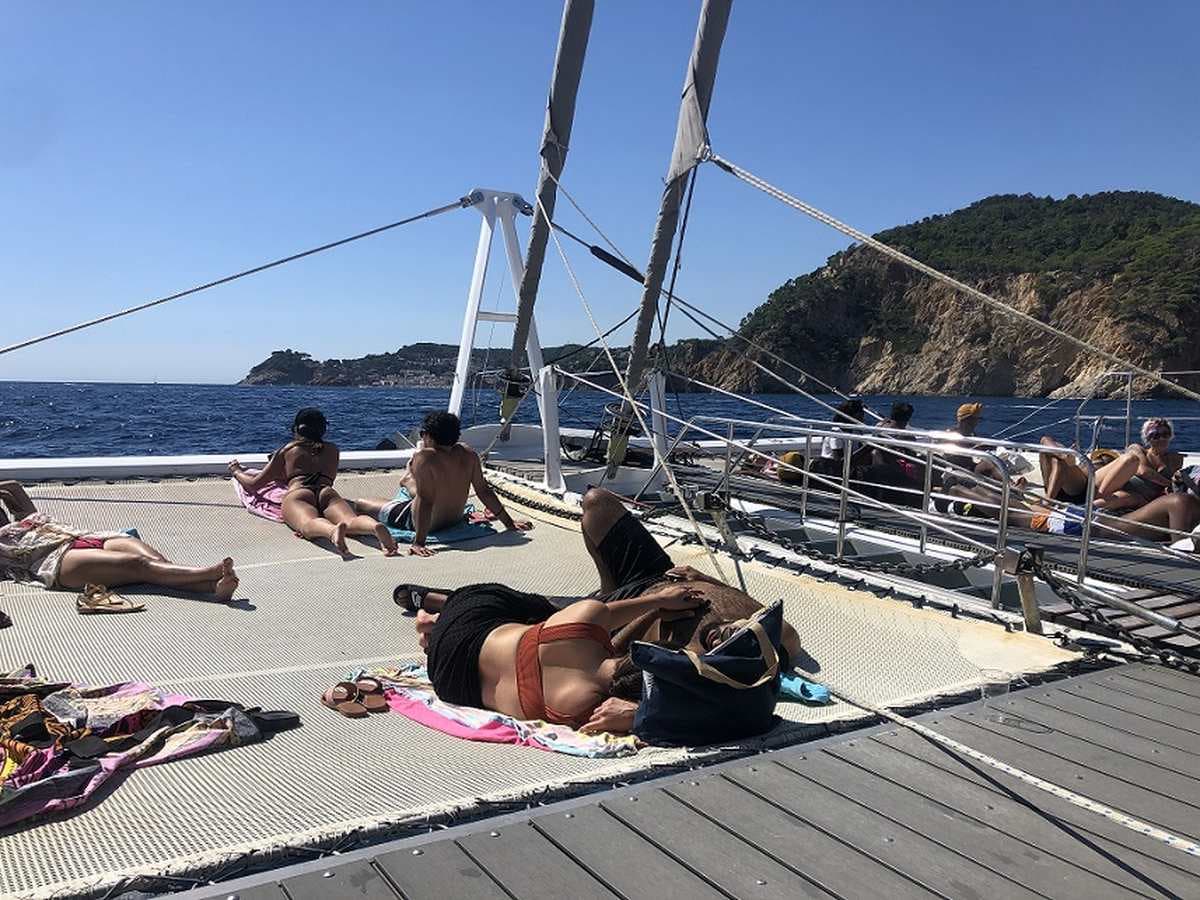 Catamaran party ONLY ADULTS 4