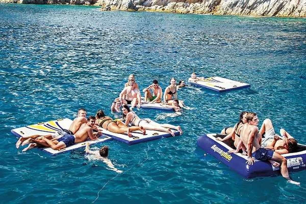Soirée du samedi Catamaran Sensation 4