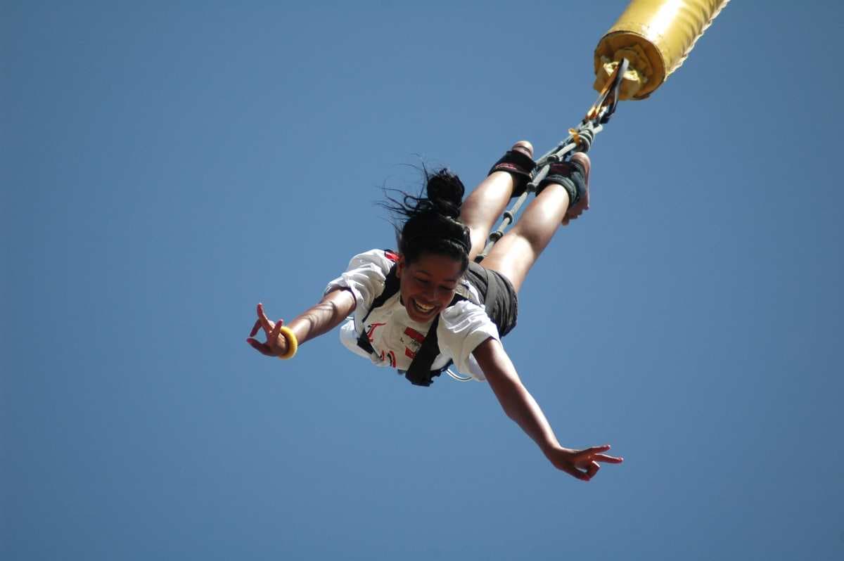 Bungee Jumping classique et Sling Shot : une double aventure en une seule journée 5
