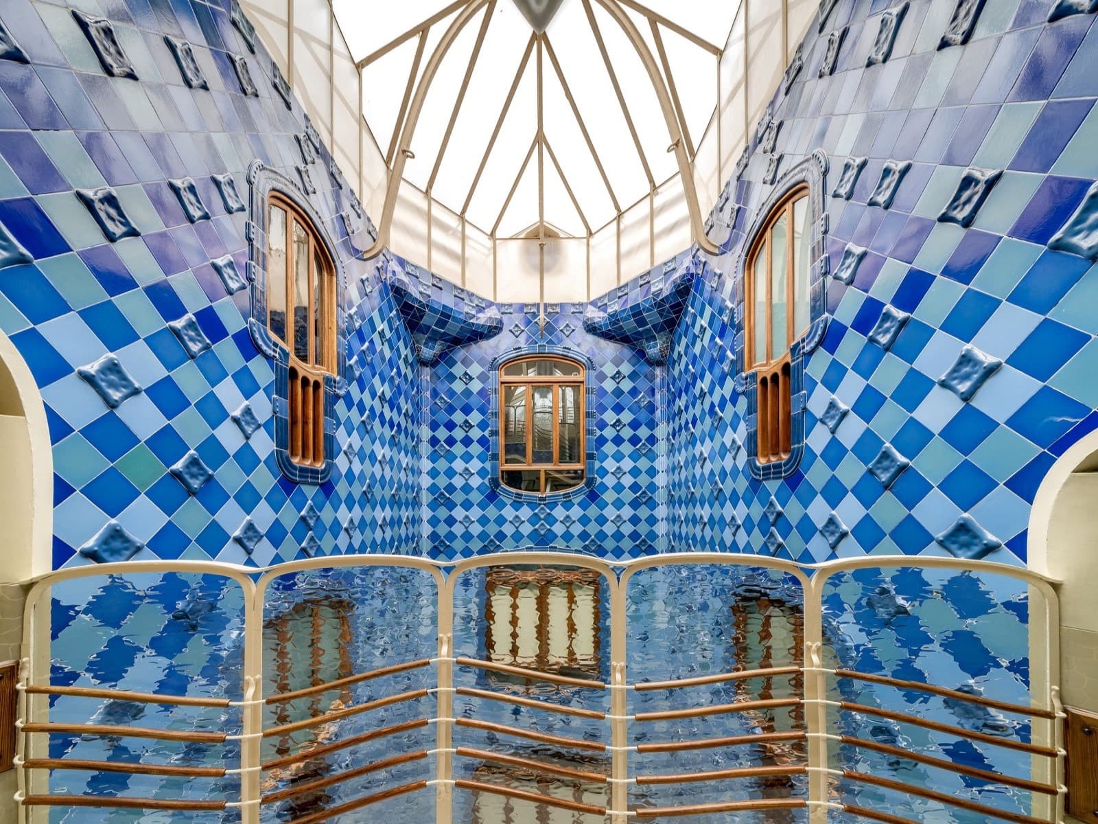Visita Exclusiva Casa Batlló con Acceso Rápido 4