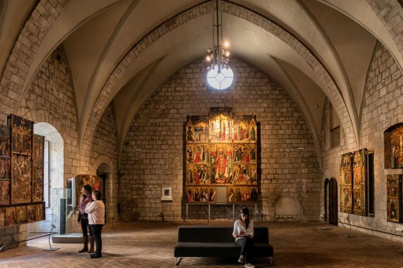 Museo de Arte de Girona: entrada