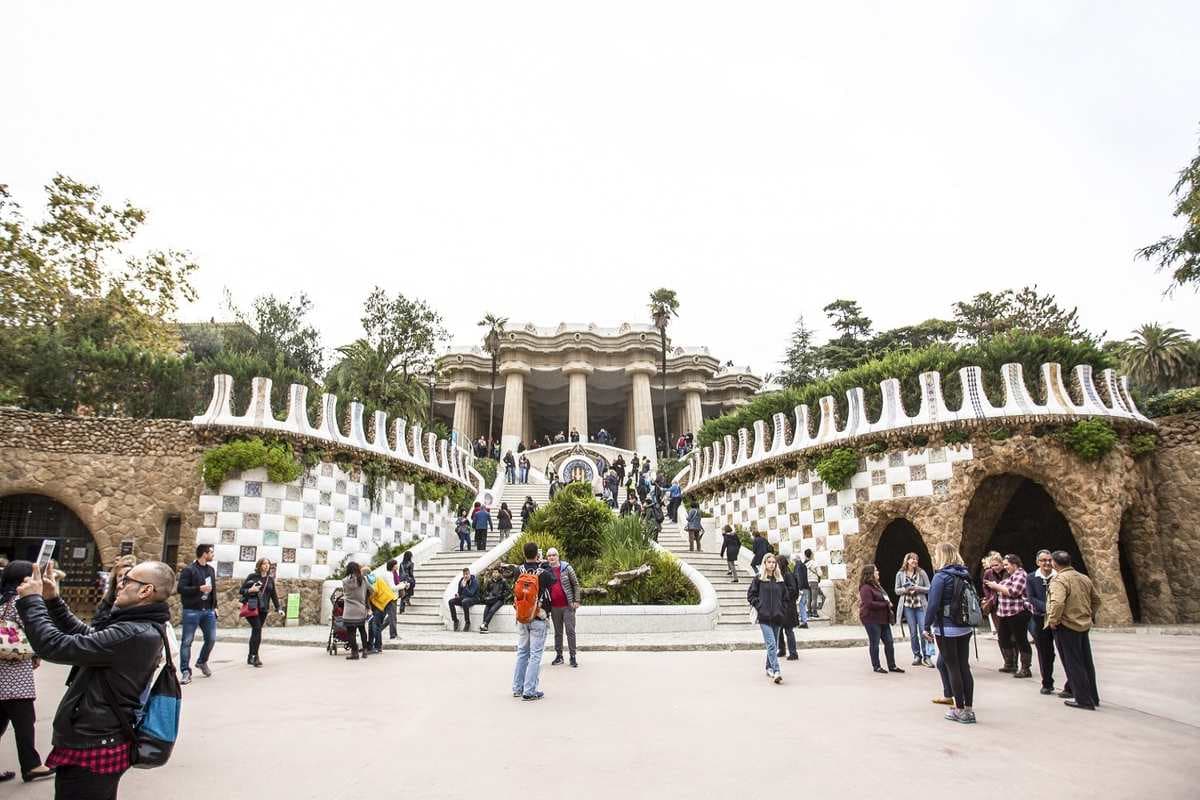 Sáltate la fila:  visita guiada park güell 3